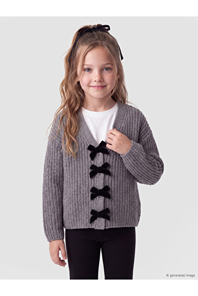 LC Waikiki Quality Pieces from Çelebi Store V-Placket Girls' Knitwear Cardiga...
