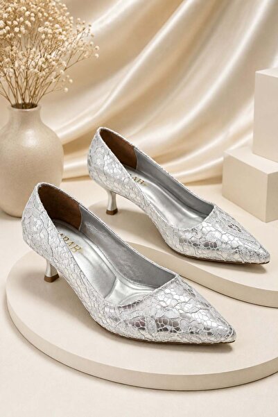 dabab shoes Дамски сребристи обувки на ток LEYLA със заострен връх, с дантеле...
