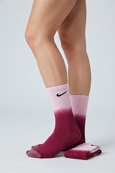 Nike Ombre Geçişli Renkli Uzun Sporcu Çorabı 2 Lİ - Antrenman ve Günlük Sneak...