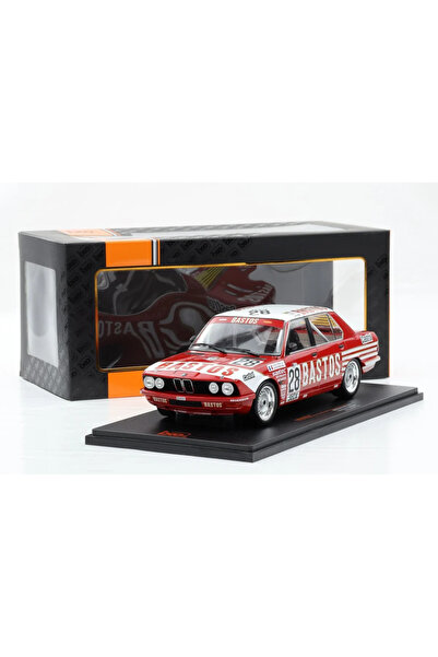 IXO Sigilate- BMW 528i (E28) #28 IXO- Scara 1:18