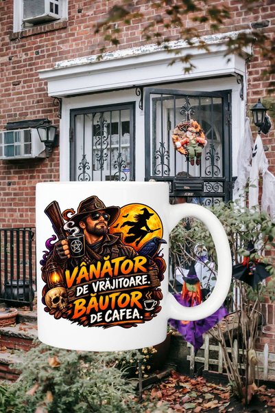 Arka9 Cană personalizată Halloween – „Vânător de vrăjitoare, băutor de cafea”