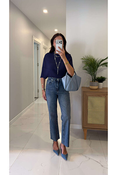 BİRCANÇİL Nutre Koyu Ton Kar Yıkama Boy Fit Kesik Paça Jean