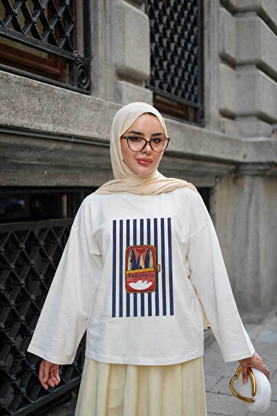 LOCCO قميص نسائي بأكمام طويلة ونقشة سمكة، لون إكرو