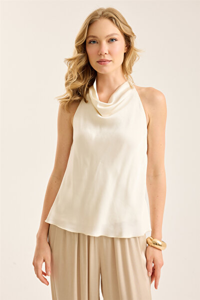 HomeStore Buttoned Top