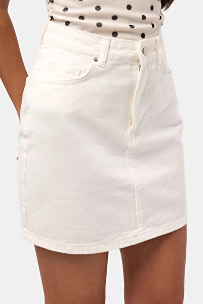 it's basic Straight Mini Denim Etek