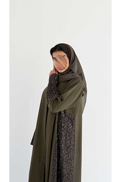 AYA MWT798 - عبايه كريب مع تدخيله بالأكمام والجنب