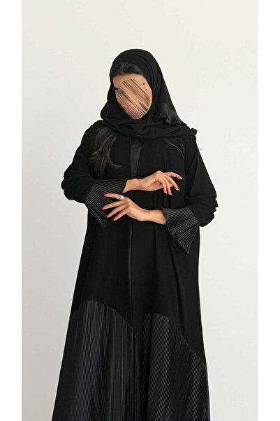 AYA MWT2069 - عباية كريب أسود مع قماش مكسر