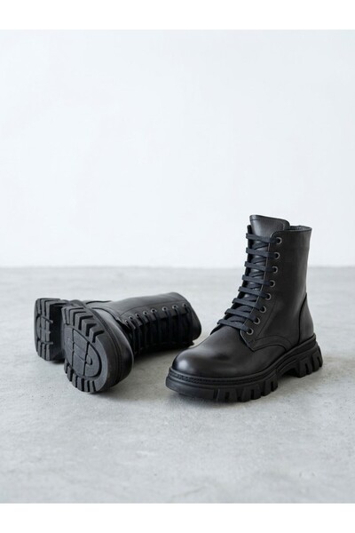 NUR KARACA 10086 Genuine Leather Zippered Boots for Women