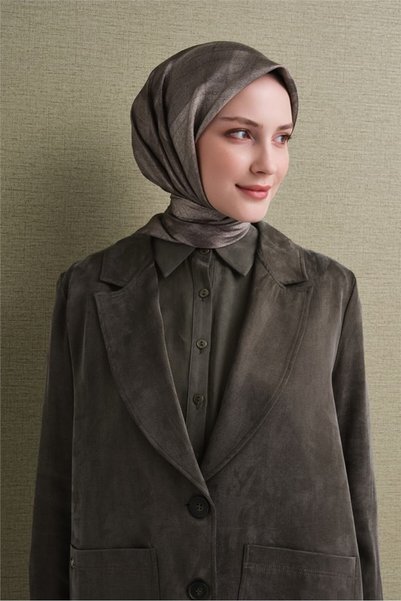 Armine 2026/2027 Sonbahar Batik Desen Saf İpek Sura Eşarp