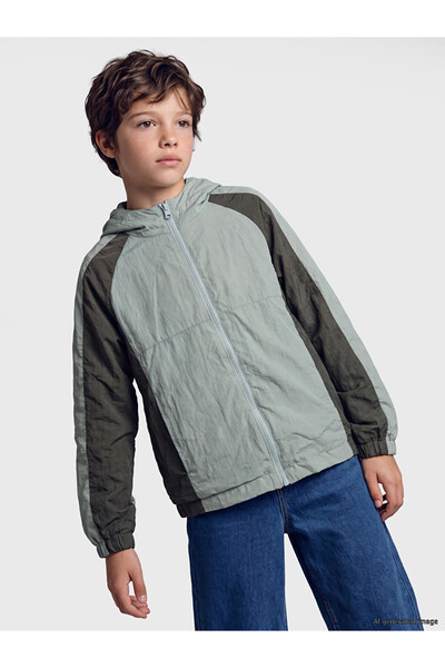 LC Waikiki Water Repellent Boy's Raincoat