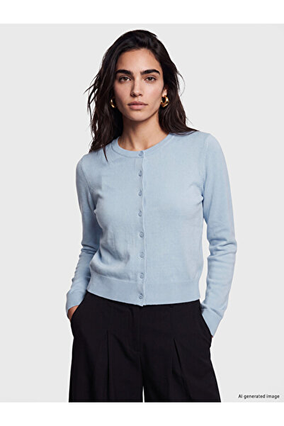 LC Waikiki Shining Store προσφέρει Sparkling Choices Zero Roba Collar μακρυμά...