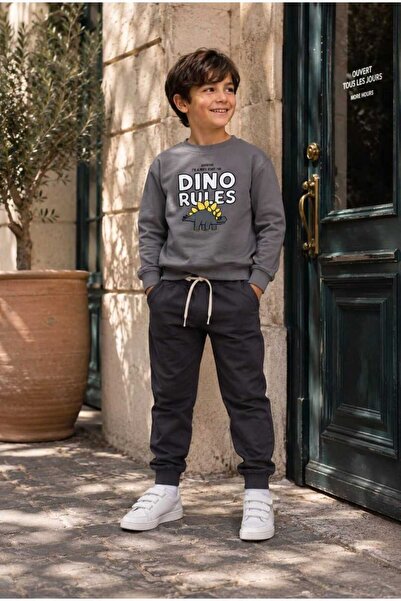 is kids wear Erkek Çocuk Dino Rules Baskılı Sweatshirt Ve Eşofman Altı Takımı...