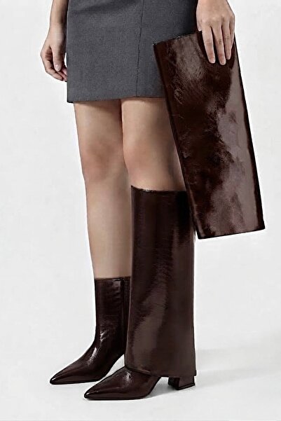 simplicity Women's Brown Snap-On Boots