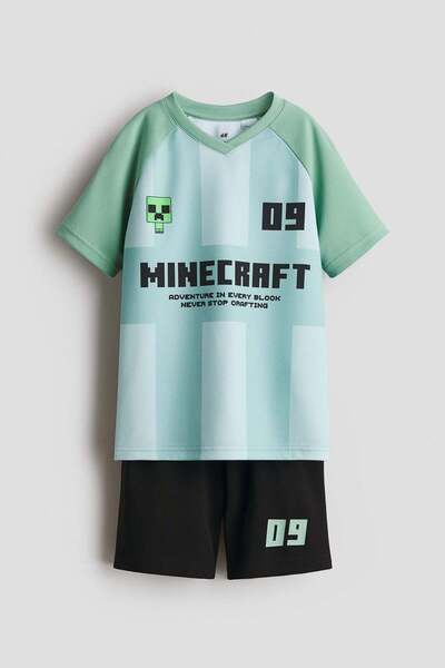 H&M 2-piece football set
