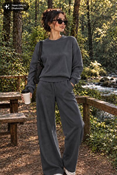 caddekombin Women's Crew Neck Wide Leg Women's Two-Piece Tracksuit Set Regula...