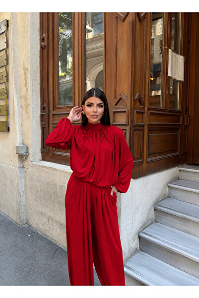 Cistern İstanbul Women's Pleated Detailed Two-Piece Set