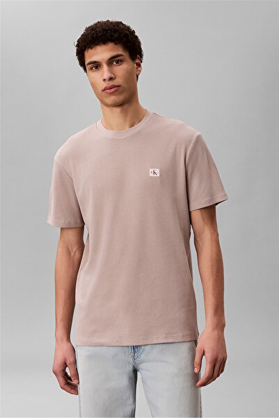 Calvin Klein Erkek Normal Kesim Yuvarlak Yakalı Logo Etiketli Kısa Kollu Pemb...