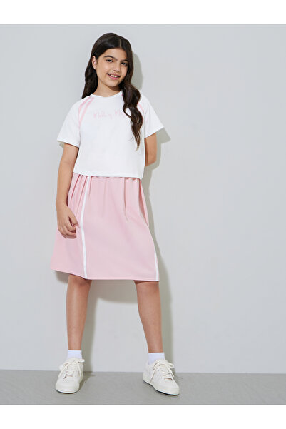 Styli Teen Girls White Slogan Print T-Shirt and Pink Pleated Skirt Set