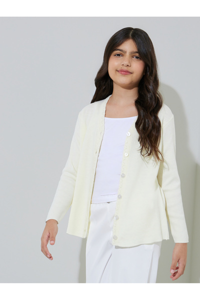 Styli Teen Girls Off White Solid Button-Front Cardigan