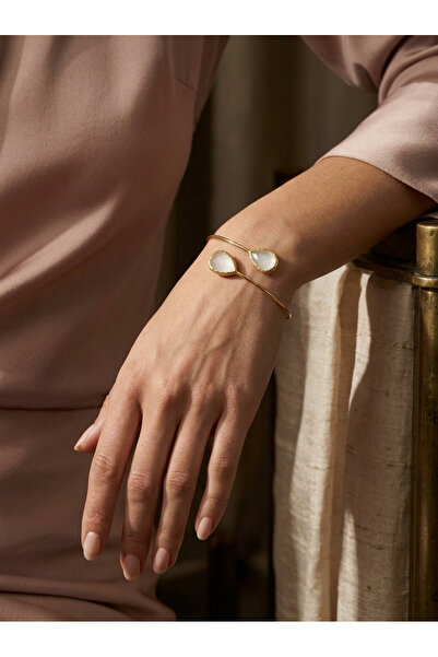 Beatis White Stone Detailed Gold Color Open End Women's Bracelet