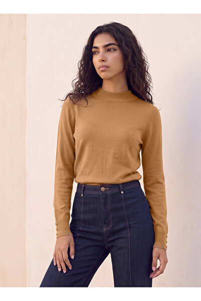 FAV High Neck Textured Sweater