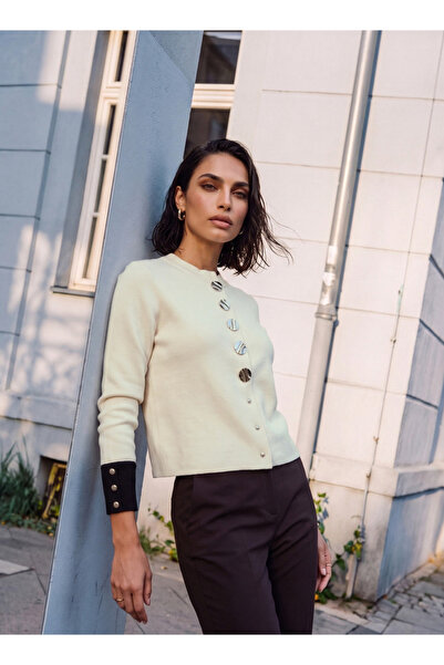 Iconic DECORATIVE BUTTON CARDIGAN