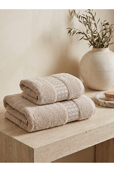 Dantela Nomad 2-Piece Embroidered Bath Towel Set