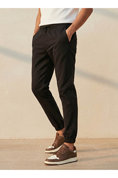 FAV Men Slim Fit Joggers