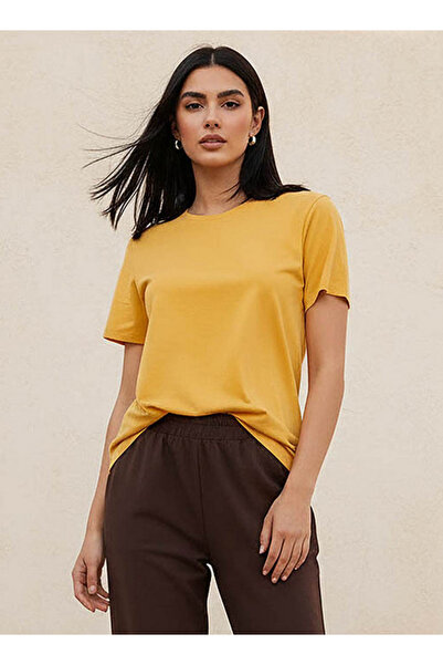 FAV Basics Regular Fit Crew Neck T-shirt