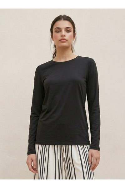 FAV Basics Regular Fit T-shirt