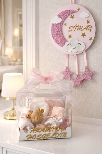 Gia Design YAVRU GEYİK BİBLOLU- YENİ DOĞAN KIZ BEBEK 5'Lİ TEKSTİL HEDİYE KUTU...