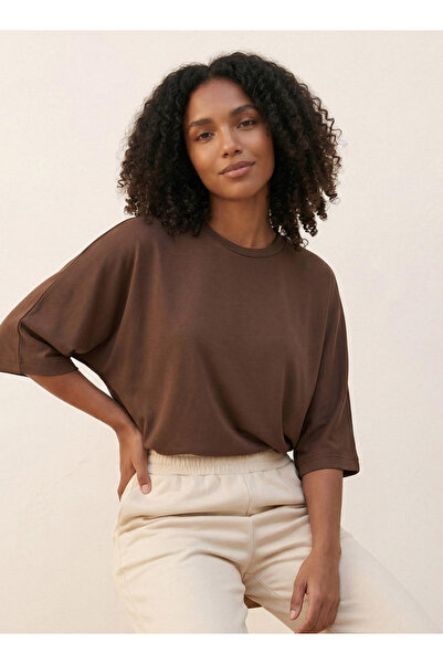 FAV Basics Oversized T-shirt with Extended Sleeves