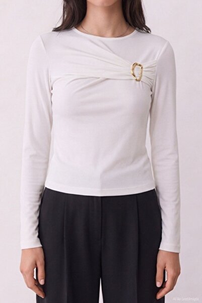 Quzu Buckle Detailed Blouse