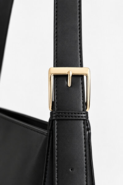 FEG STORE Adjustable Strap Leather Look Casual Zipper Closure Buckle Detailed Black Shoulder Bag