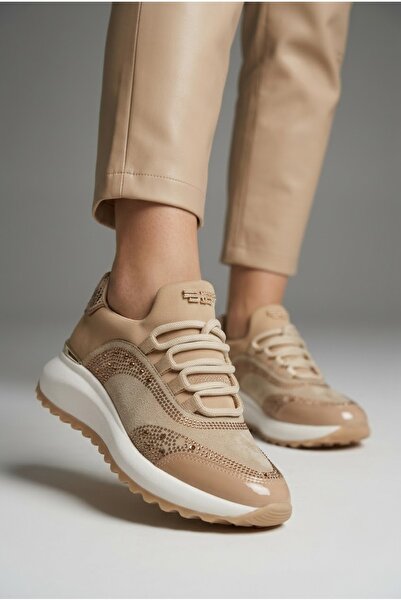 LABRONA Women's High-Sole Walking Shoes with Stone Detail