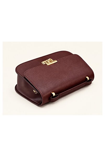 Vyora Women's Burgundy Handbag with Metal Lock and Shoulder Strap - B294646 #