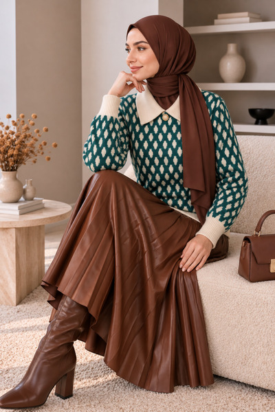Cherry Butik سترة تريكو أنيقة منقوشة بياقة بولو للنساء المحجبات