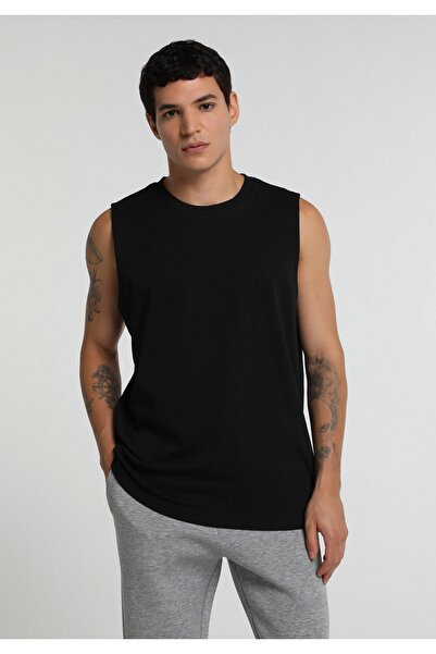 Colin's Regular Fit Men's Black Undershirt