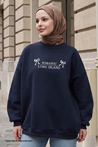 InStyle Bow Lettering Processing Navy Blue Sweat