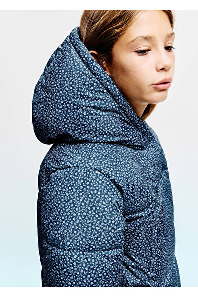 MANGO Kids Çiçek desenli kapitone anorak