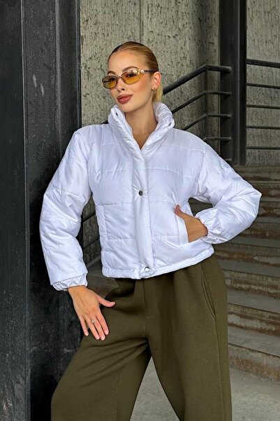 Veraura Lifestyle White Stand Collar Snap Fastener Zippered Short Puffer Jacket