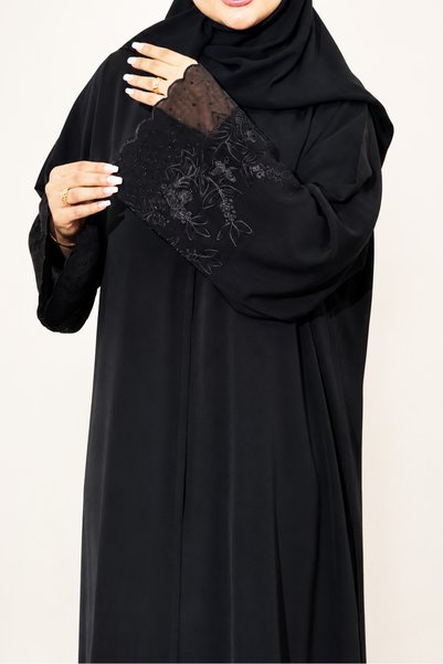 nosouq Abaya Noaafem |   Sleeve and Hem Lace with Classic Cut