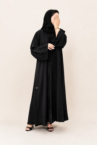 nosouq Abaya Hame |   Klosh Text with Embroidery Accentuating the Front and Sleeves