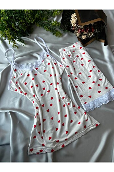Pijamaya Terletmez Doğal Bambu Pamuklu Kalp Desenli Askılı Şortlu Pijama Takımı