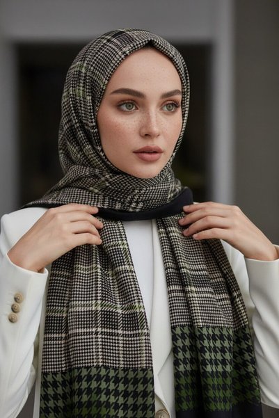 Vissona KREP EKOSELİ KAZAYAK DESENLİ ZÜMRÜT YEŞİLİ RENKLİ 75X195 KIRIŞMAZ ŞAL