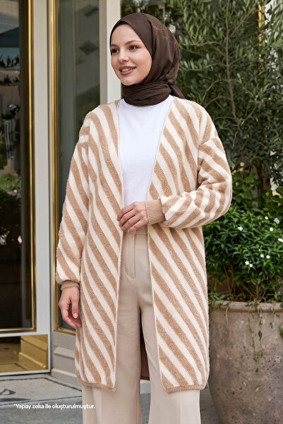 InStyle Striped Furry Beige Knitwear Cardigan