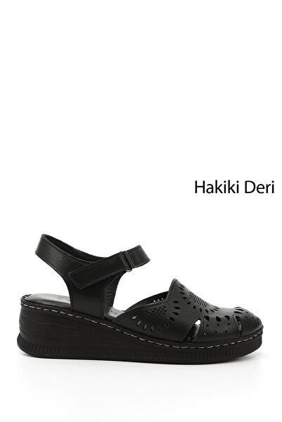 GÖNDERİ(R) Kadın Siyah Cırt Bantlı Hakiki Deri Dolgu Tabanlı Sandalet