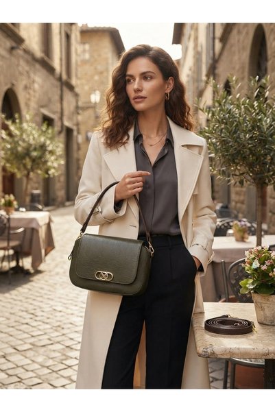 Miami Polo Club Very Stylish 2-Strap Shoulder Bag with Flap Closure