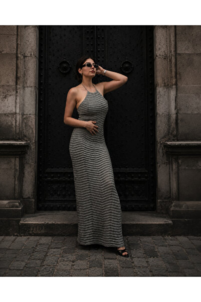 Neva Wear Amélie Halter Yaka Sırt Dekolteli Fitilli Triko Maxi Elbise