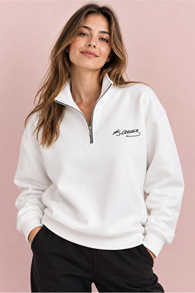Jooy Company Yarım Fermuarlı Atatürk İmza Baskılı Beyaz Sweatshirt